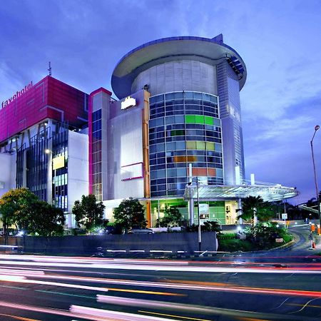 Favehotel Pluit Junction Jakarta Exterior photo